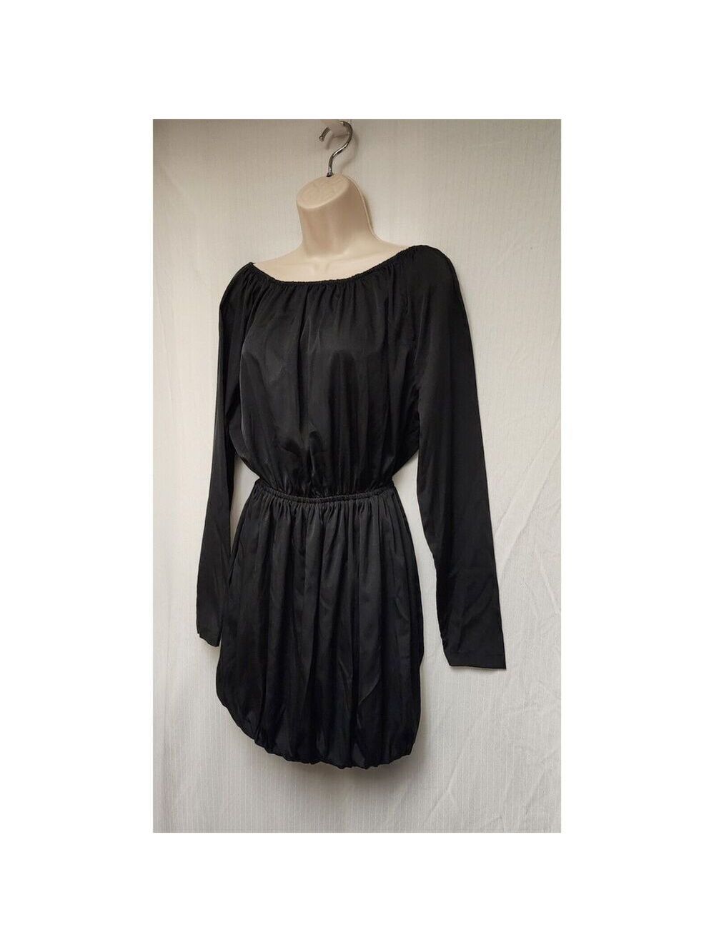 Converse Black Long Sleeve Balloon Skirt Mini Dress – Size M - Picture 3 of 7